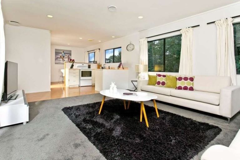 Photo of property in 144 Spinella Drive, Bayview, Auckland, 0629
