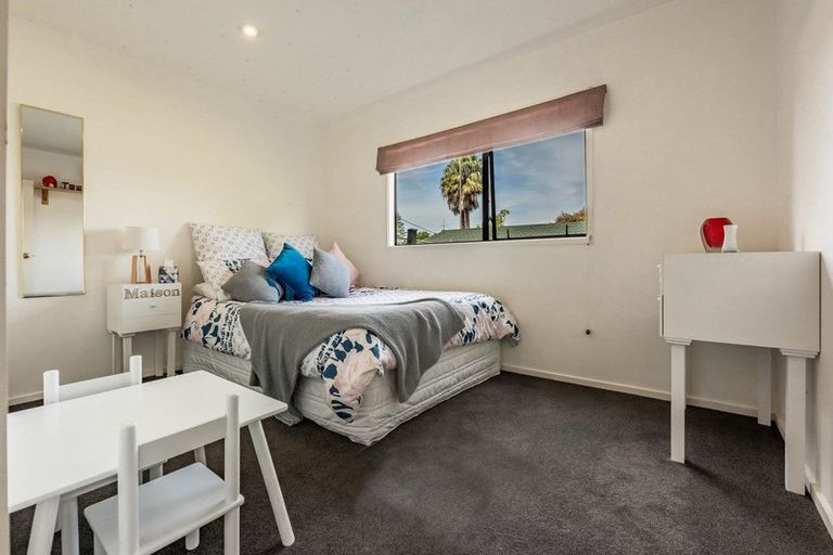 Photo of property in 286 Beach Road, Campbells Bay, Auckland, 0630