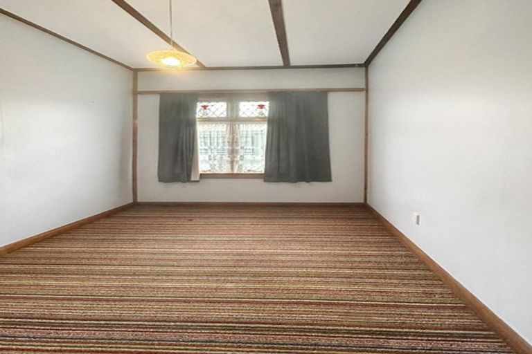 Photo of property in 55 Mclean Street, Woodville, 4920