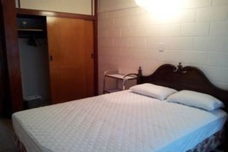 Photo of property in 142 Waimairi Road, Ilam, Christchurch, 8041