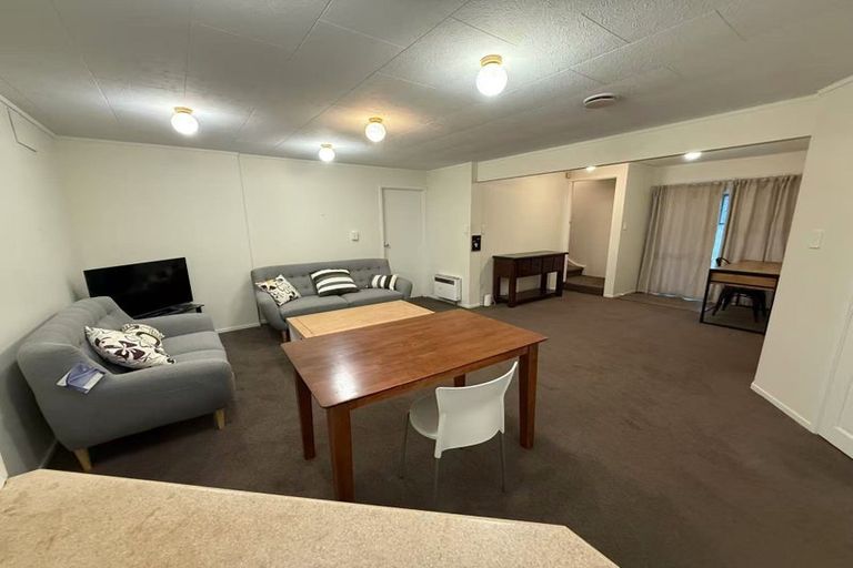 Photo of property in 47a Aberdeen Road, Castor Bay, Auckland, 0620