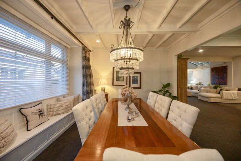 Photo of property in 244 Victoria Avenue, Hokowhitu, Palmerston North, 4410