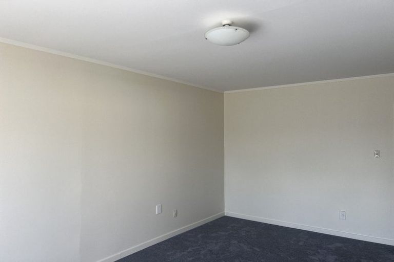 Photo of property in 10 Winiata Place, Otaki, 5512