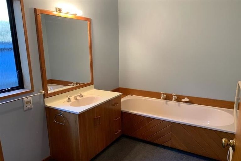 Photo of property in 57a Bowenvale Avenue, Cashmere, Christchurch, 8022