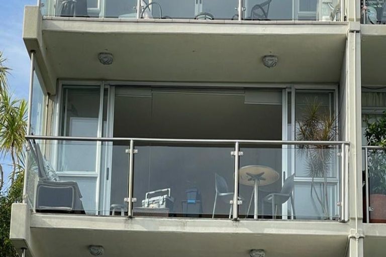 Photo of property in 5/57 Sarsfield Street, Herne Bay, Auckland, 1011