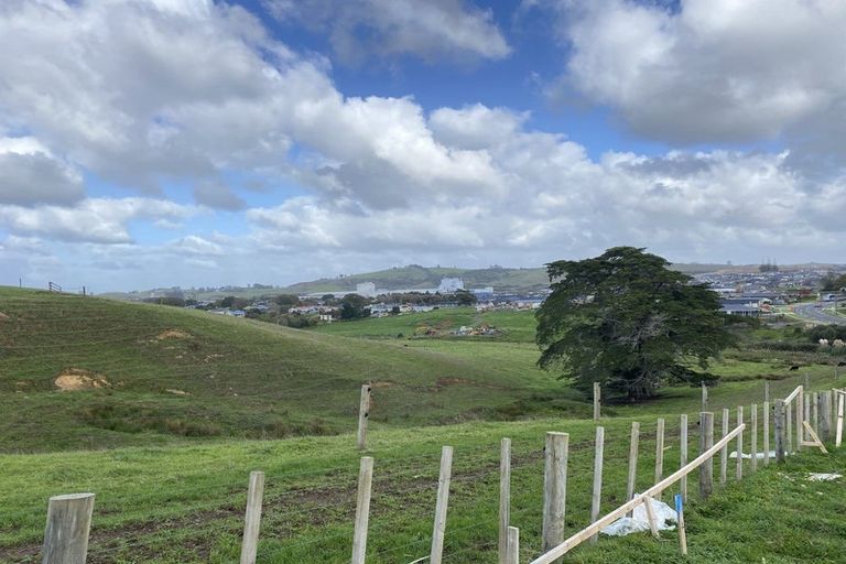 Photo of property in 42 Hillpark Drive, Pokeno, 2402