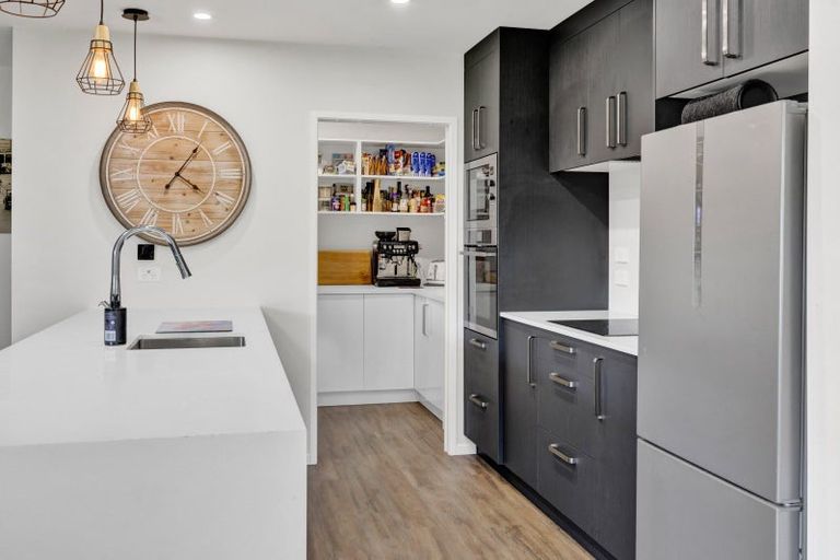 Photo of property in 10 Mercade Close, Stratford, 4332