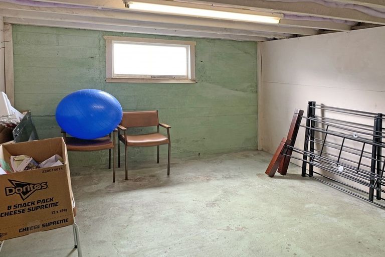 Photo of property in 34 Harwich Street, Balclutha, 9230