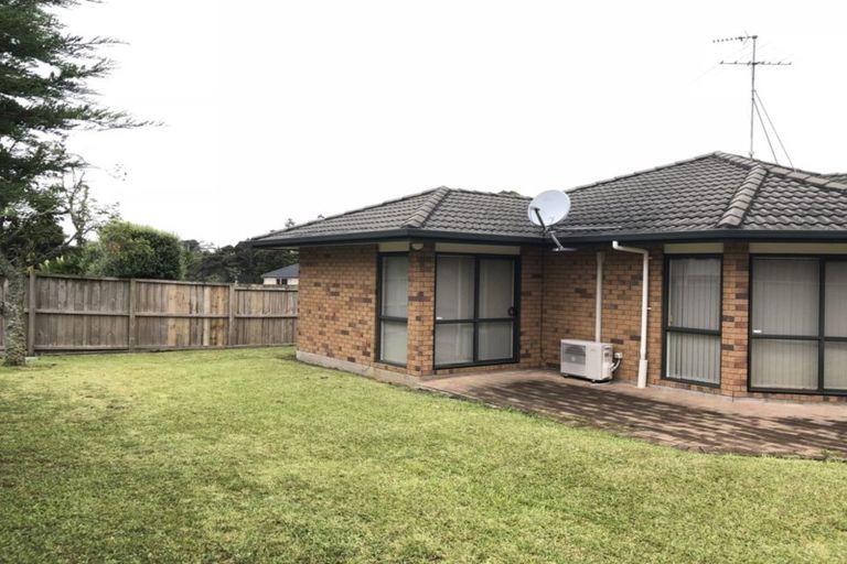 Photo of property in 33a Schnapper Rock Road, Greenhithe, Auckland, 0632