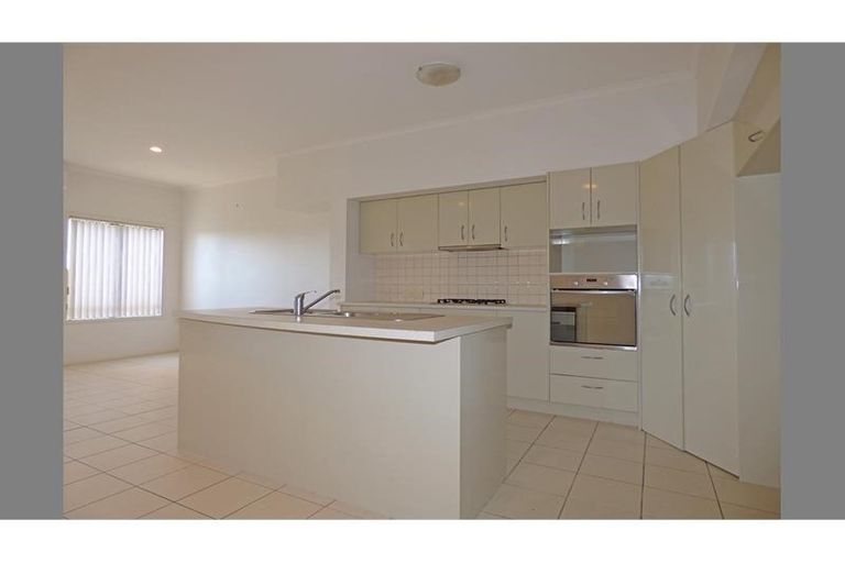 Photo of property in 94 Nautilus Drive, Gulf Harbour, Whangaparaoa, 0930