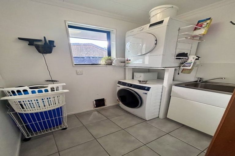 Photo of property in 14 Coleridge Place, Stoke, Nelson, 7011