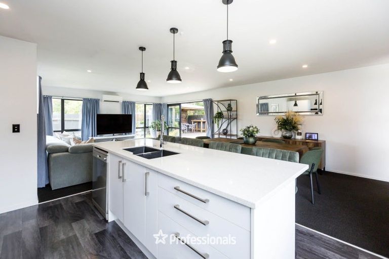 Photo of property in 36a Seddon Street, Wallaceville, Upper Hutt, 5018