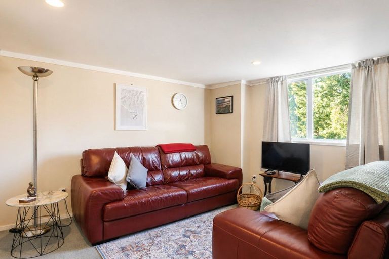 Photo of property in 96b Grand Vue Road, Kawaha Point, Rotorua, 3010