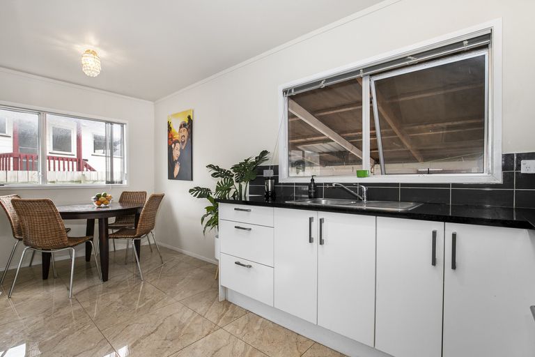 Photo of property in 13 Ravenna Way, Clover Park, Auckland, 2023