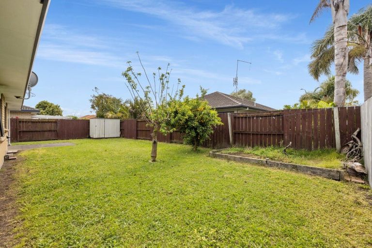 Photo of property in 155 Evans Road, Papamoa Beach, Papamoa, 3118