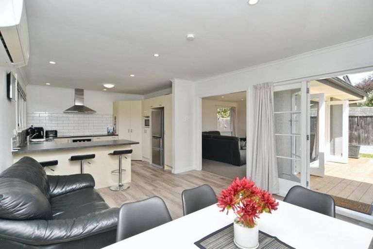 Photo of property in 26 Hadlow Place, Burnside, Christchurch, 8041