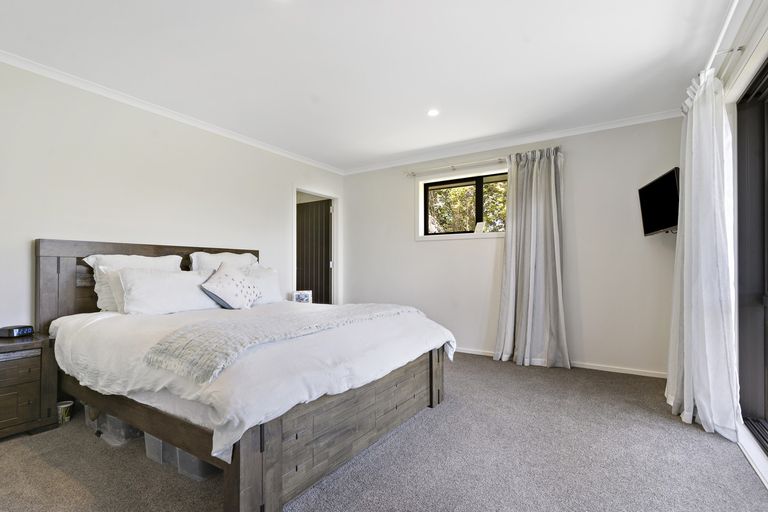 Photo of property in 20 Mill Grove, Clareville, Carterton, 5713