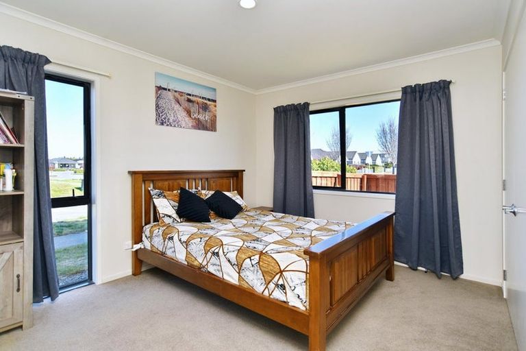 Photo of property in 72 Mary Ellen Street, Pegasus, 7612