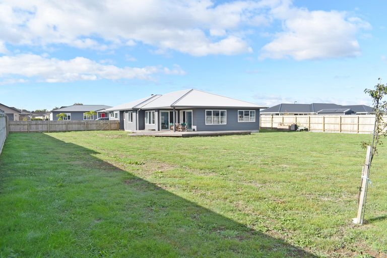 Photo of property in 8 Hartley Avenue, Carterton, 5713