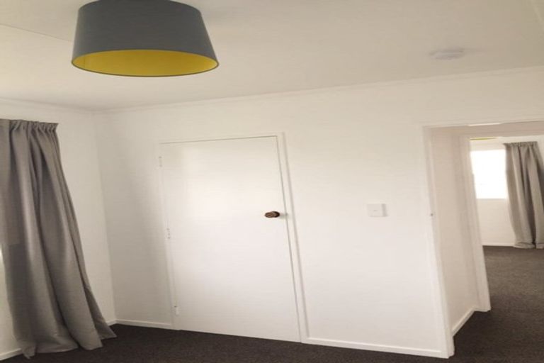 Photo of property in 10 Tainui Street, Castlecliff, Whanganui, 4501