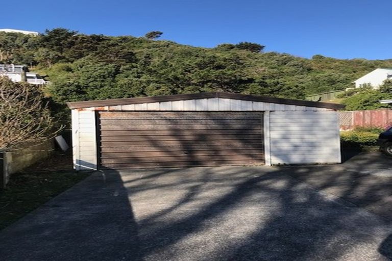 Photo of property in 52 Happy Valley Road, Owhiro Bay, Wellington, 6023