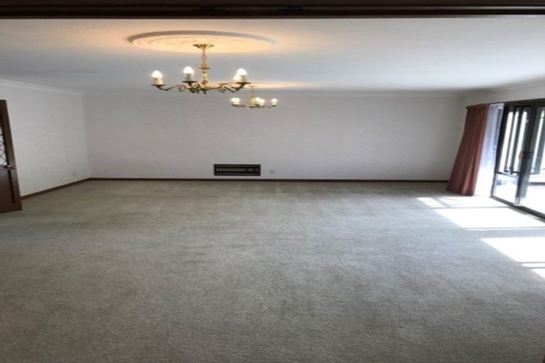 Photo of property in 32 O'connor Place, Burnside, Christchurch, 8053