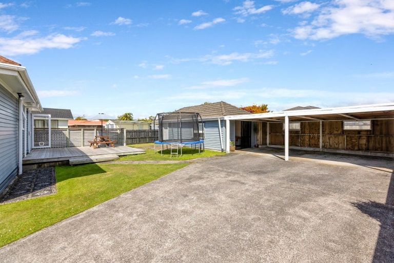 Photo of property in 62 Rewa Street, Inglewood, 4330