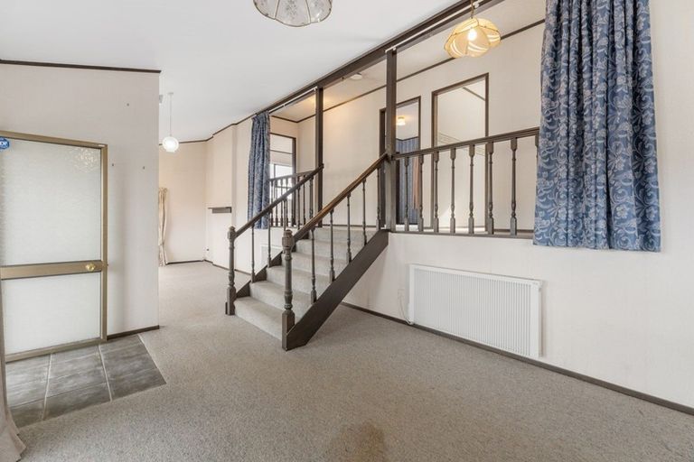 Photo of property in 94 Heta Road, Highlands Park, New Plymouth, 4312