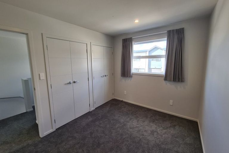 Photo of property in 36 Pateke Drive, Kenepuru, Porirua, 5022