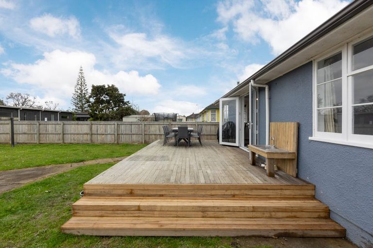 Photo of property in 21 Cardiff Street, Awapuni, Palmerston North, 4412