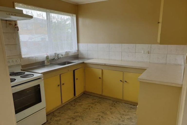 Photo of property in 30 Trevor Hosken Drive, Wiri, Auckland, 2104