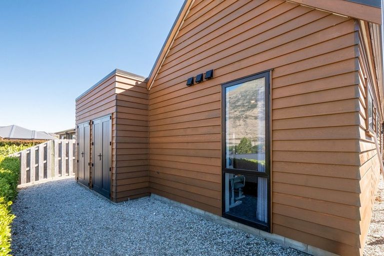 Photo of property in 7 Clover Lane, Lake Hayes, Queenstown, 9304