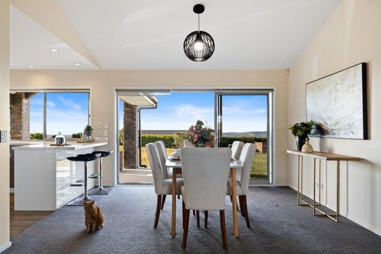 Photo of property in 108a Paparata Road, Bombay, 2675