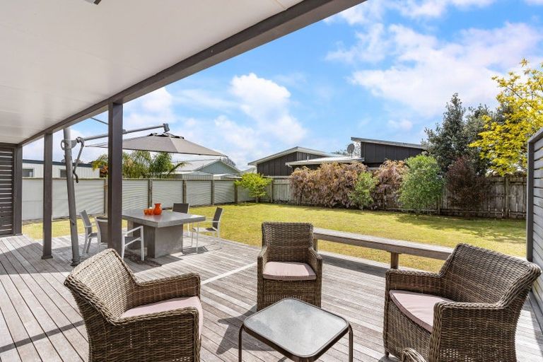 Photo of property in 506 Linton Crescent, Whangamata, 3620