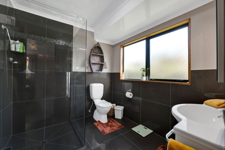 Photo of property in 86d Barrett Road, Whalers Gate, New Plymouth, 4310