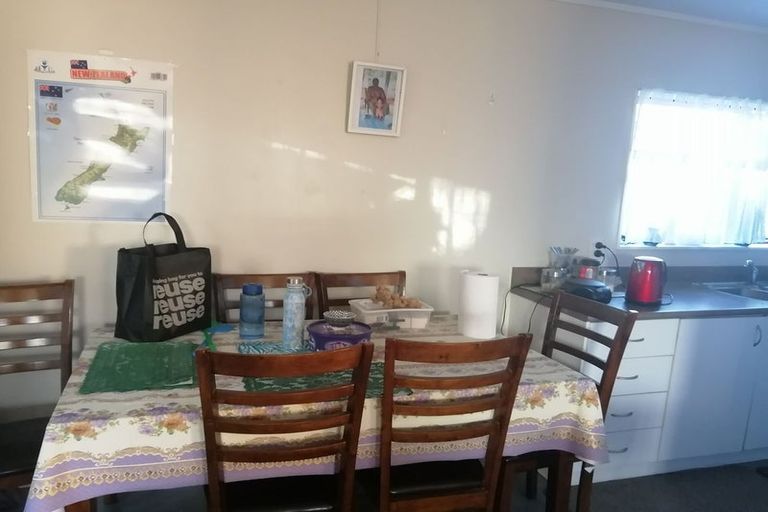 Photo of property in 33 Bellville Drive, Clendon Park, Auckland, 2103