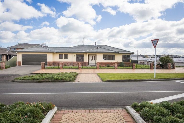 Photo of property in 34 Kimbolton Road, Feilding, 4702
