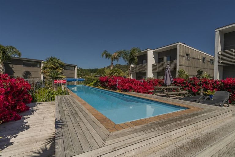 Photo of property in 27/1 Centennial Drive, Whitianga, 3510