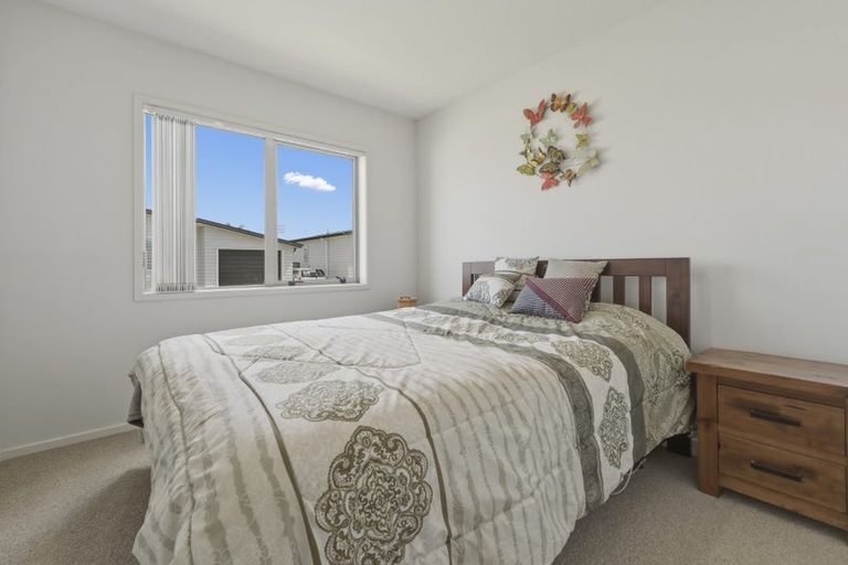 Photo of property in 11 Kamahi Crescent, Papamoa Beach, Papamoa, 3118