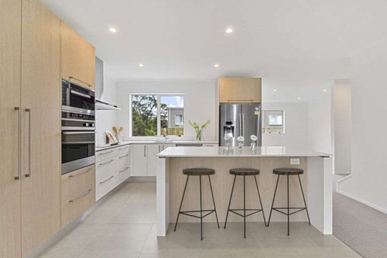 Photo of property in 89 Moire Road, Massey, Auckland, 0614