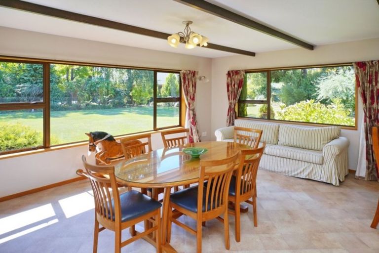 Photo of property in 2 Woodfield Place, Woodend, 7610