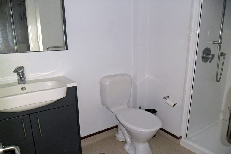 Photo of property in Monvie Apartments, 104/15 Holland Street, Te Aro, Wellington, 6011