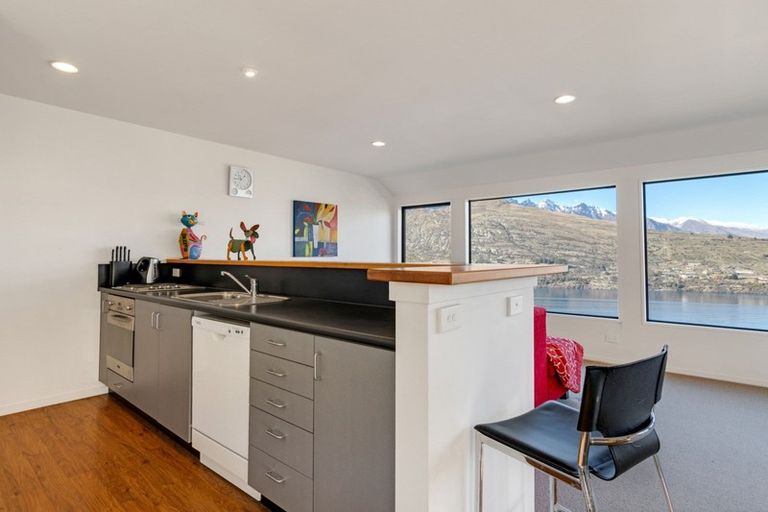 Photo of property in 9 Woodlands Close, Queenstown, 9300