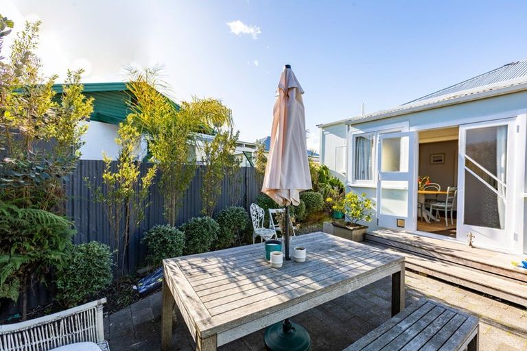 Photo of property in 95 Wellesley Road, Napier South, Napier, 4110