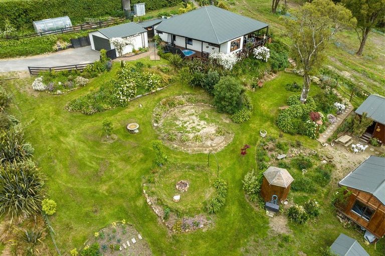 Photo of property in 125 Main Road, Governors Bay, Lyttelton, 8971