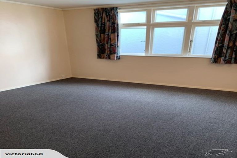 Photo of property in 336 Karori Road, Karori, Wellington, 6012