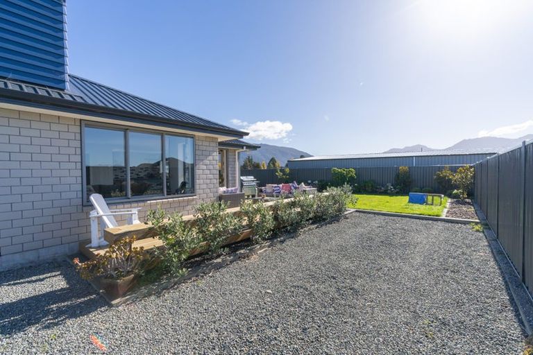 Photo of property in 11 Breaksea Street, Te Anau, 9600