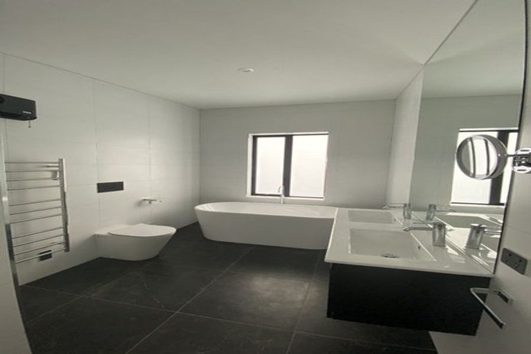 Photo of property in 57a Garreg Road, Bryndwr, Christchurch, 8052