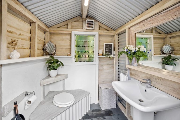 Photo of property in 361h Paremoremo Road, Paremoremo, Auckland, 0632