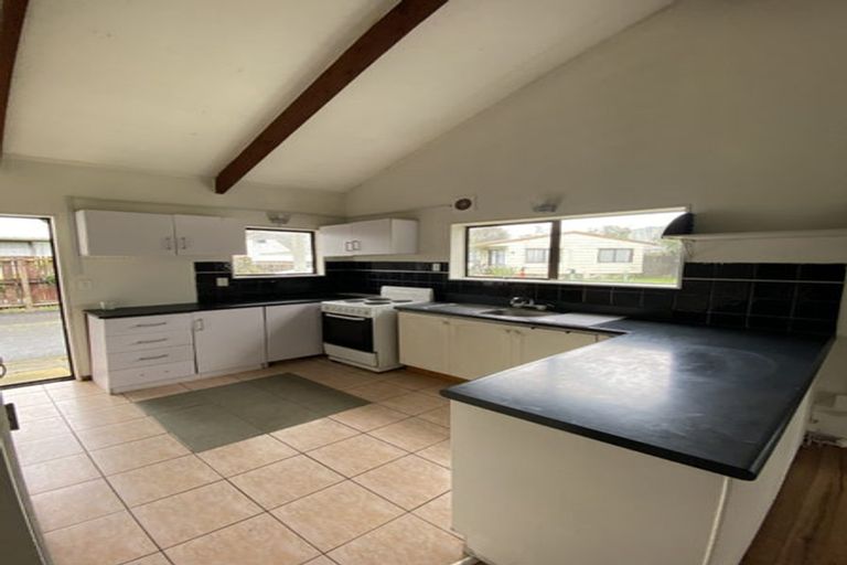 Photo of property in 1/29 Kakapo Place, Papatoetoe, Auckland, 2025